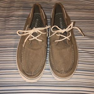 Columbia Vulc ‘N Vent Men’s Canvas Boat Shoes